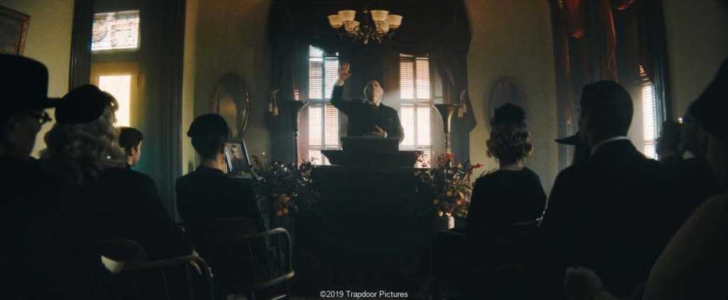 ザ・モーチュアリー・コレクション、葬儀屋、怪奇なオムニバス・ホラー・ファンタジー、ライアン・スピンデル、クランシー・ブラウン、ケイトリン・カスター、ハナー・R・ロイド、マイク・C・ネルソン