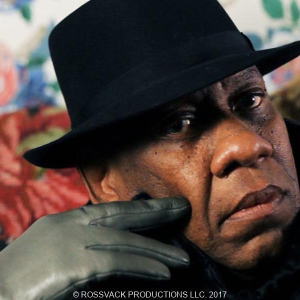 映画『プラダを着た悪魔』でスタンリー・トゥッチ演じるナイジェル役のモデルはアンドレ、アンドレ・レオン・タリー 美学の追求者、The Gospel According to André、ケイト・ノヴァック、ドキュメンタリー、アンドレ・レオン・タリー、アナ・ウィンター、トム・フォード、マーク・ジェイコブス、イヴ・サンローラン、カール・ラガーフェルド、ノーマ・カマリ、ヴァレンティノ・ガラヴァーニ、ウーピー・ゴールドバーグ、イザベラ・ロッセリーニ、ウィル・アイ・アム(ブラック・アイド・ピーズ)、ラルフ・ルッチ、サンドラ・バーンハード、マノロ・ブラニク、アンドレ・ウォーカー、Bunkamura ル・シネマ、昨年他界した長年に渡りファッション界に貢献し続けてきたアンドレ・レオン・タリー、アメリカ南部で幼少期を過ごしたアフリカ系アメリカ人の青年がヴォーグ誌に所属し、名物編集長アナ・ウィンターの片腕として、影響力のあるファッションキュレーターとなるまでの足跡をマーク・ジェイコブス、トム・フォード、イヴ・サンローラン、カール・ラガーフェルド、ヴァレンティノ・ガラヴァーニ、等、世界的な有名ファッション・デザイナーやハリウッド・セレブたちの証言と共に感動的に描く。