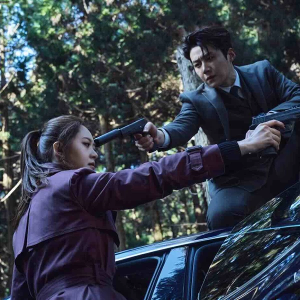 最恐に無敵すぎる『貴公子』とは、一体何者？、病床の母を想う貧しきストリート・ボクサーの青年をつけ狙う謎の男、貴公子は果たして、天使か、それとも悪魔か？ 銃撃戦、接近格闘、カーチェイス、全てにおいて、別次元のアクションを展開する映画監督パク・フンジョンの最新作は、哀しい運命に飲み込まれ巨大財閥の遺産相続争いに巻き込まれた一人の青年ボクサーを追う激しい争奪戦。 ラストまで明かされない驚愕すべき貴公子の真の狙いとは？、"凶暴なのにユーモラスで知的" 貴公子のキャラクター設定の斬新さ、韓国ノワールの新しき世界、パク・フンジョン、『暴君（仮題）/Tyrant』。、リベンジ・スリラー『悪魔を見た』は、ハリウッド・リメイクが企画製作進行中、貴公子、The Childe、パク・フンジョン、キム・ソンホ、カン・テジュ、キム・ガンウ、コ・アラ、チョン・ラエル、